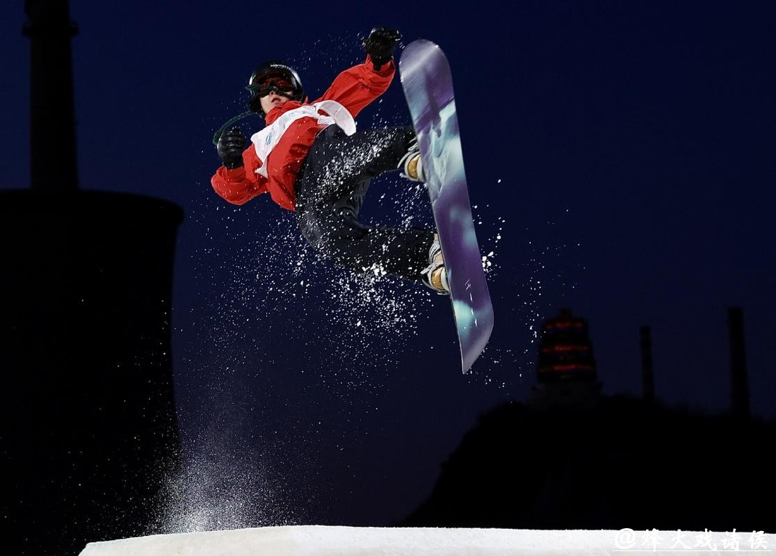 单板滑雪决赛,雪落无声处见英雄 单板滑雪决赛,雪落无声处见英雄